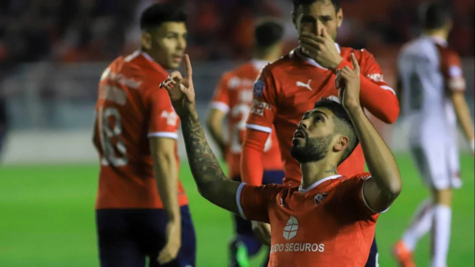 Independiente levanta el aplazo con un triunfo sobre Colón
