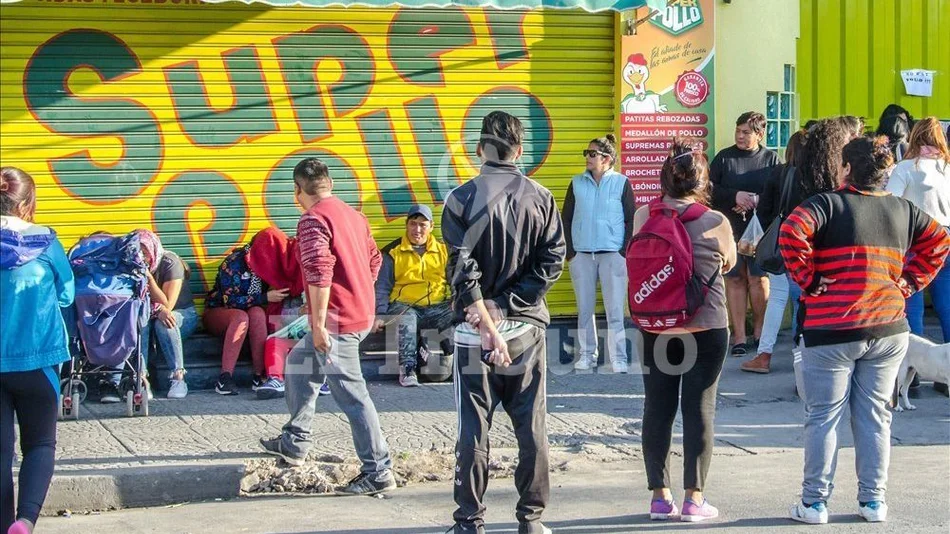 Mercadería con permisos falsos detrás del saqueo a la pollería