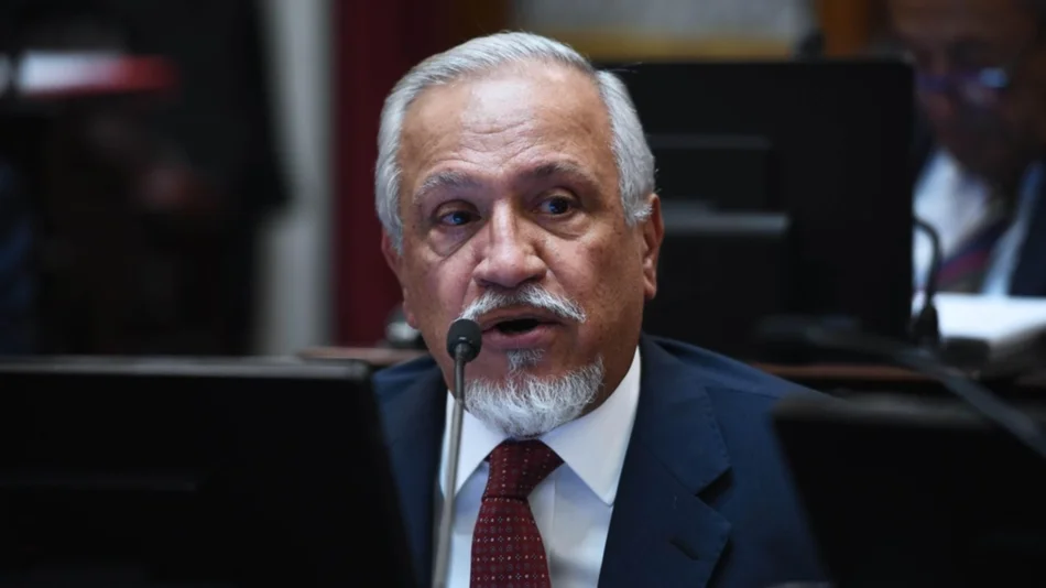 Romero: “La decisión de prohibir las reuniones familiares en el país es inaceptable”