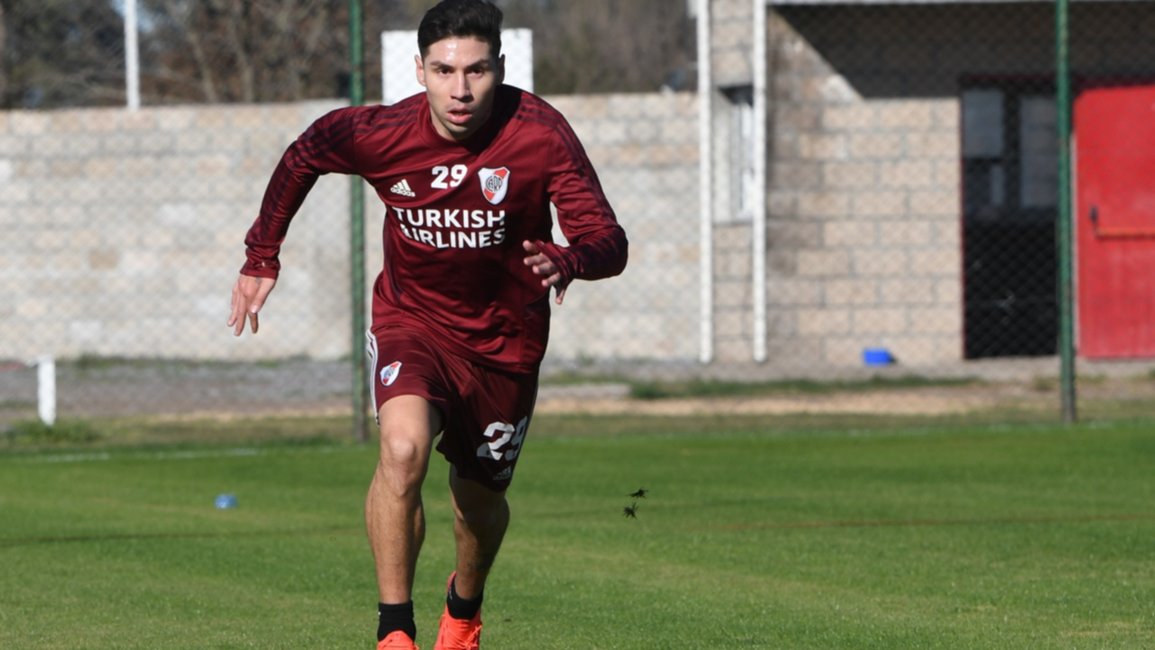 Montiel se sumó a las prácticas de River y Suárez lo hará mañana
