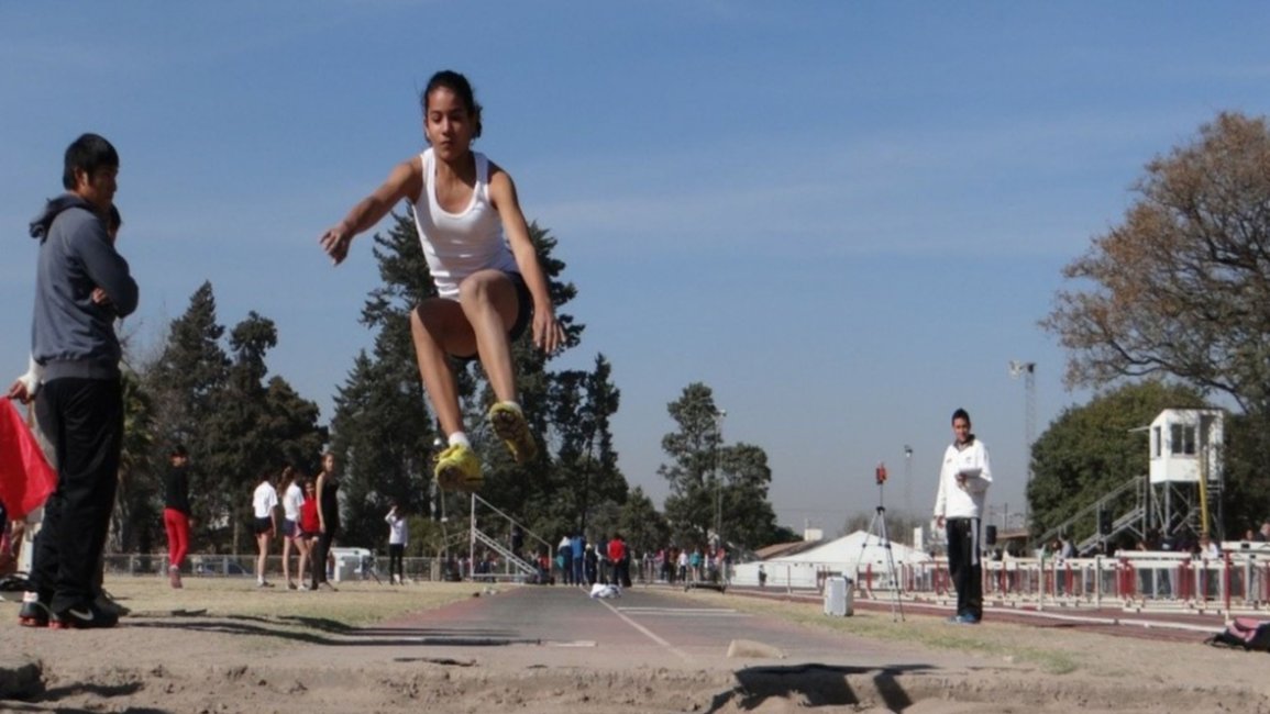 Estudiar y hacer deportes, un esfuerzo que vale la pena