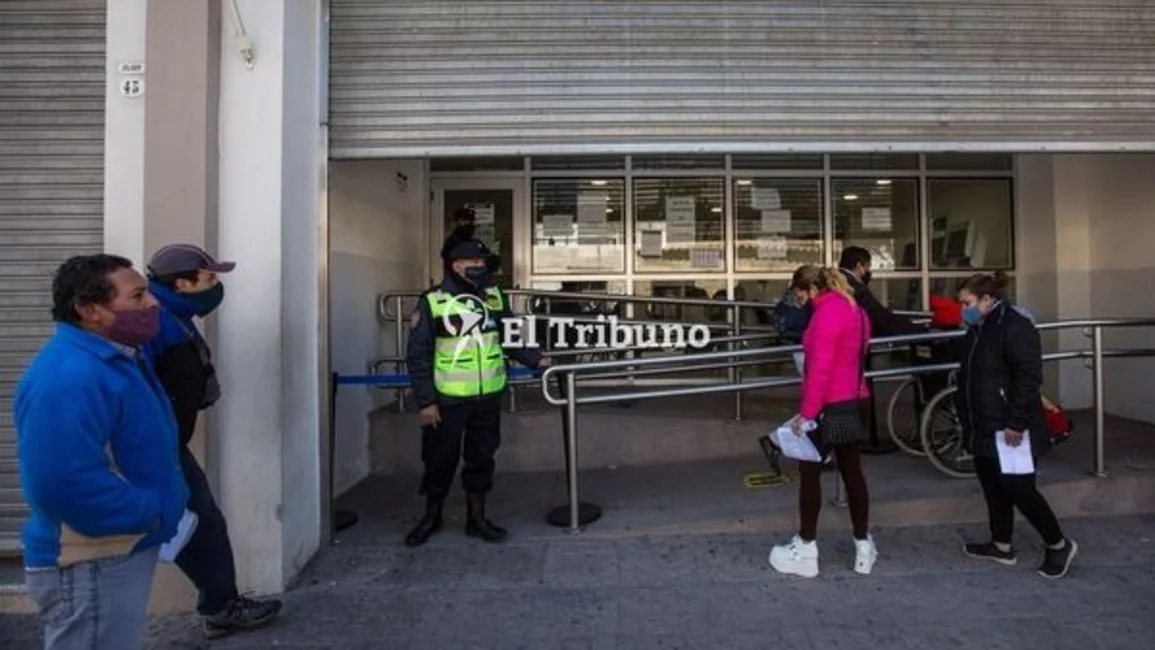 Piden la imputación de 19 funcionarios por el cobro indebido del IFE en Salta