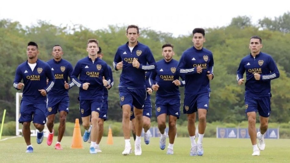 Aterriza Cardona y Boca se encierra adentro de su “burbuja”