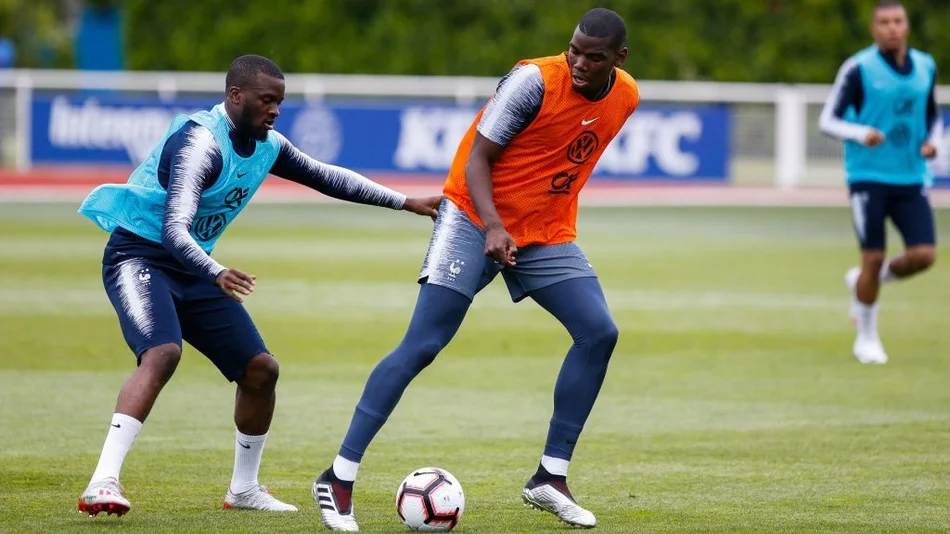 Pogba y Ndombele dieron positivo y quedan afuera de la Selección francesa