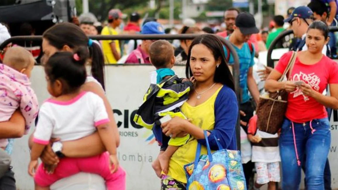 Una inmigrante venezolana podrá cobrar el IFE pese a no tener DNI argentino