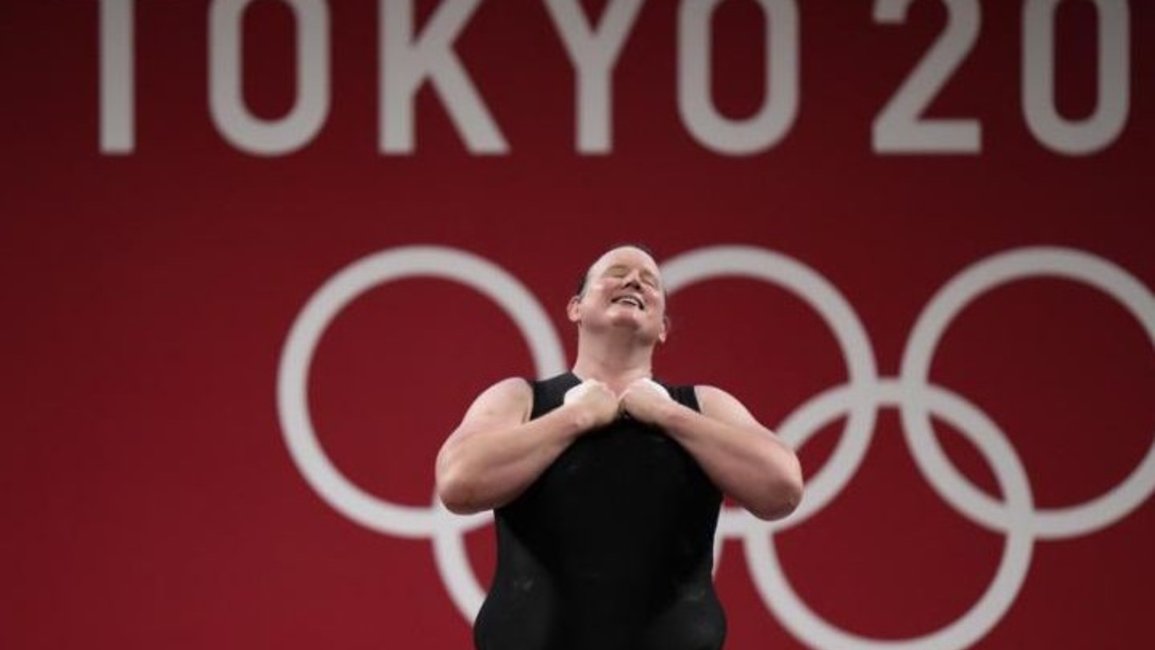 La primera atleta transgénero fue eliminada pero hizo historia en los Juegos