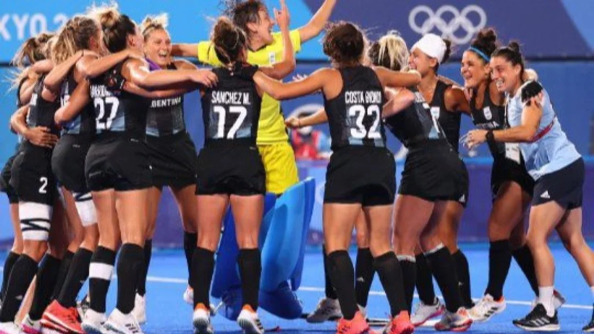 Por la medalla dorada, Las Leonas enfrentan a Países Bajos 