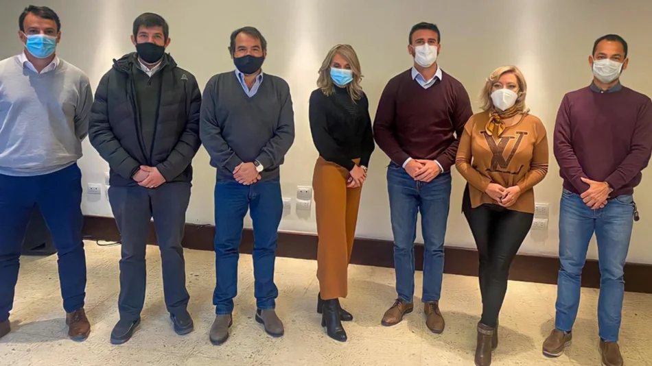  "Hay que bajar las pesadas cargas impositivas"