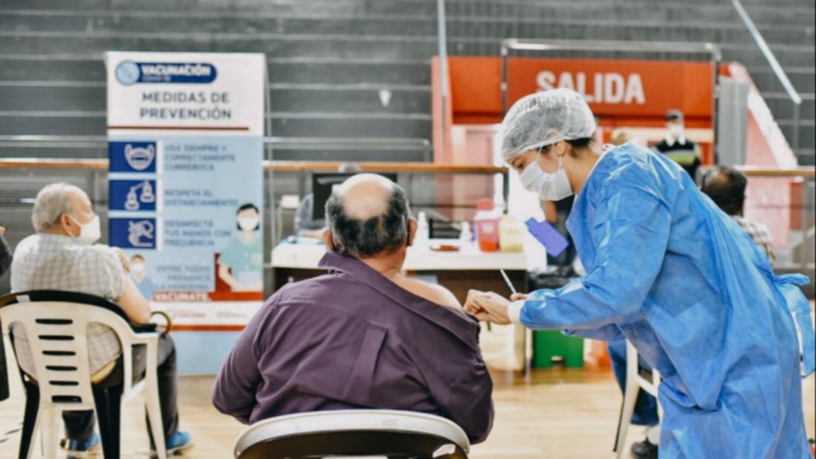 “Tener 5 millones de vacunas en heladeras es una barbaridad, un fracaso del sistema”