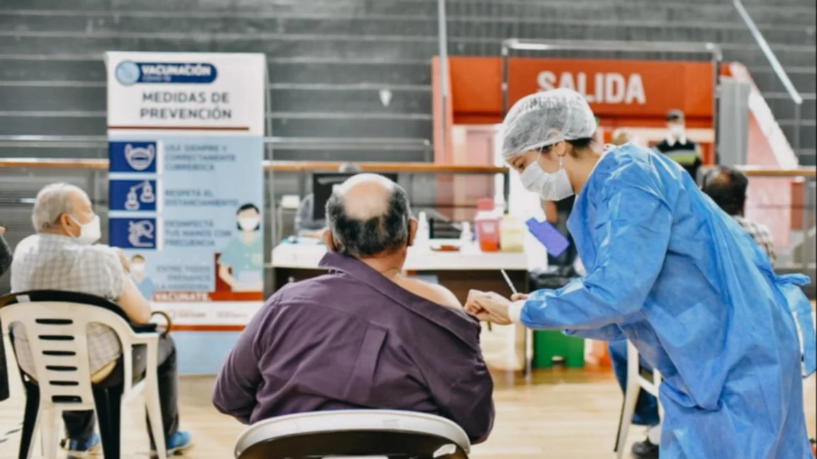 “Tener 5 millones de vacunas en heladeras es una barbaridad, un fracaso del sistema”