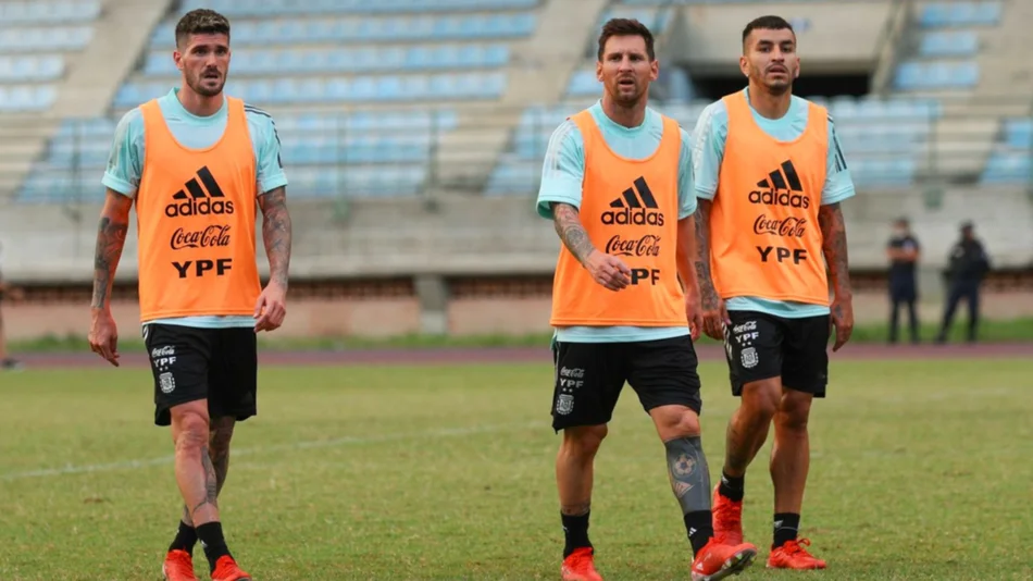 Scaloni arma un rompecabezas y hasta el "10" es duda para jugar con Venezuela