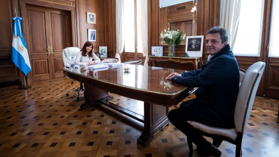 Cristina Kirchner recibió a Sergio Massa, antes que asuma como "superministro"