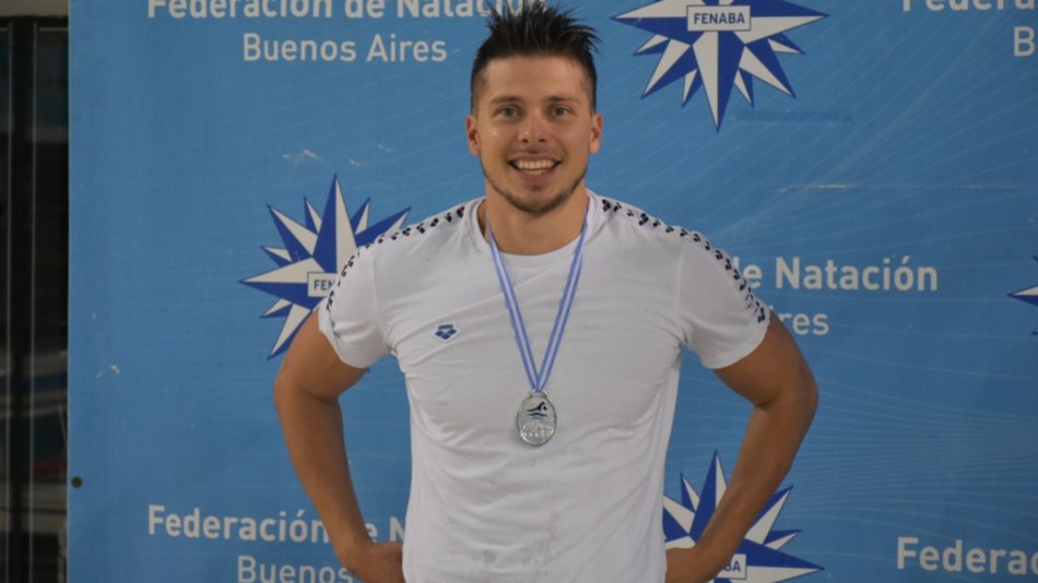 Robert Strelkov sumó un título más a su larga carrera en natación 
