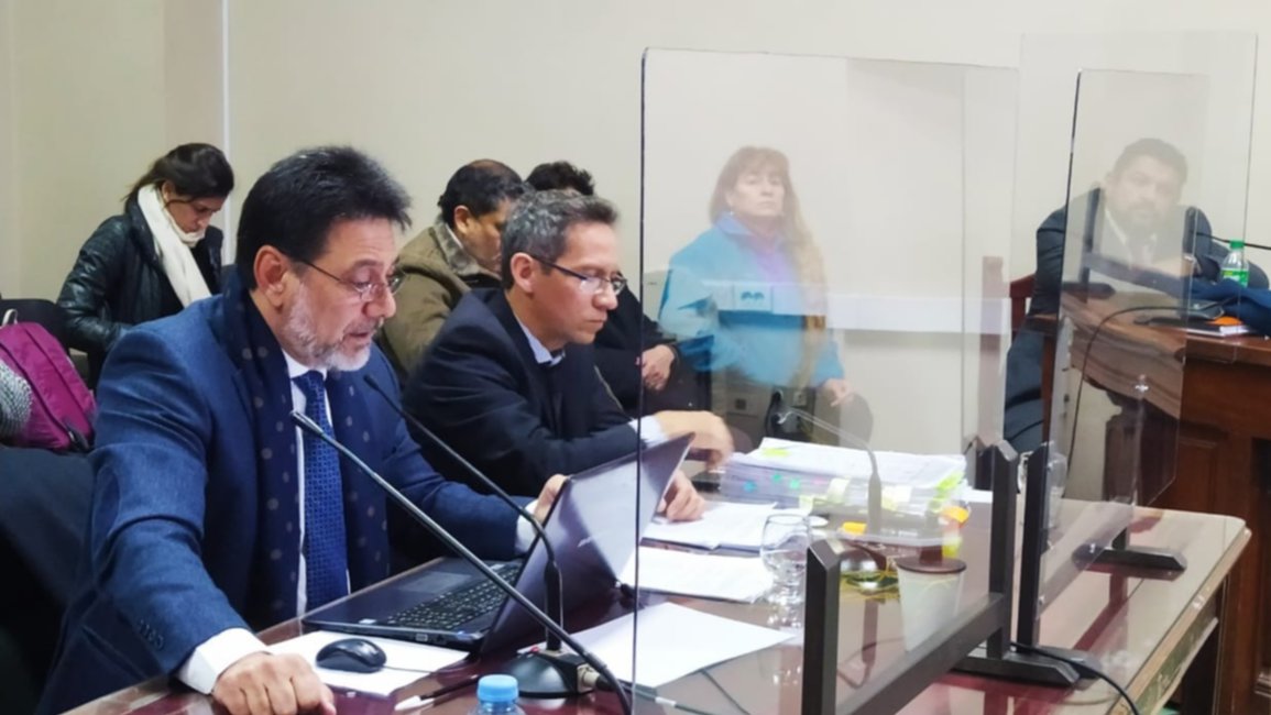 Piden prisión perpetua para un exjefe policial por el asesinato de un comerciante en 1977