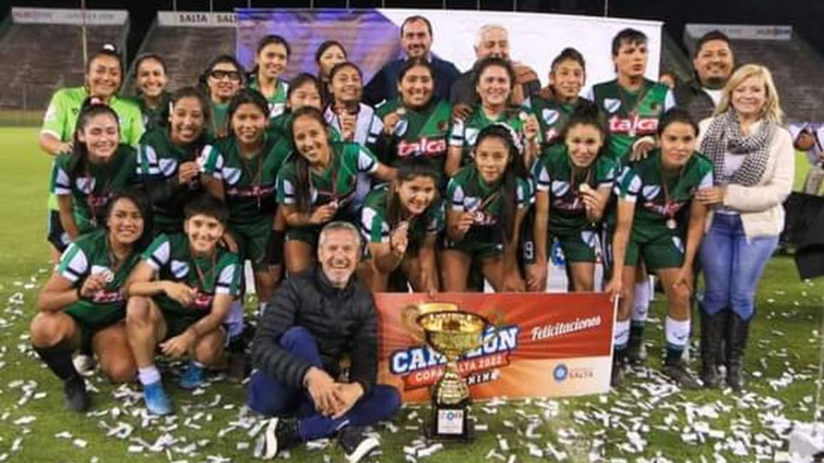 Chicoana hizo historia en la Copa Salta Femenina