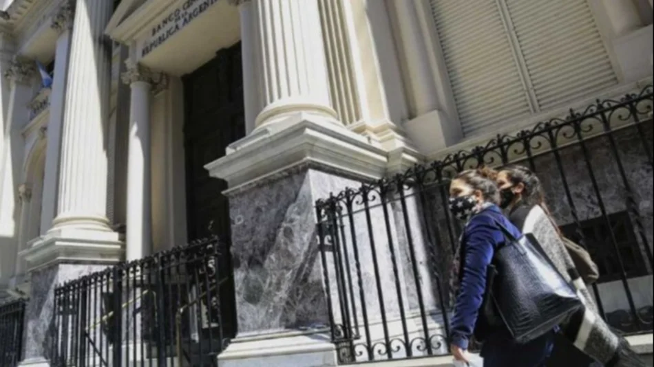 El BCRA confirmó que evalúa prohibir la compra de dólar ahorro a quienes reciban subsidios energéticos