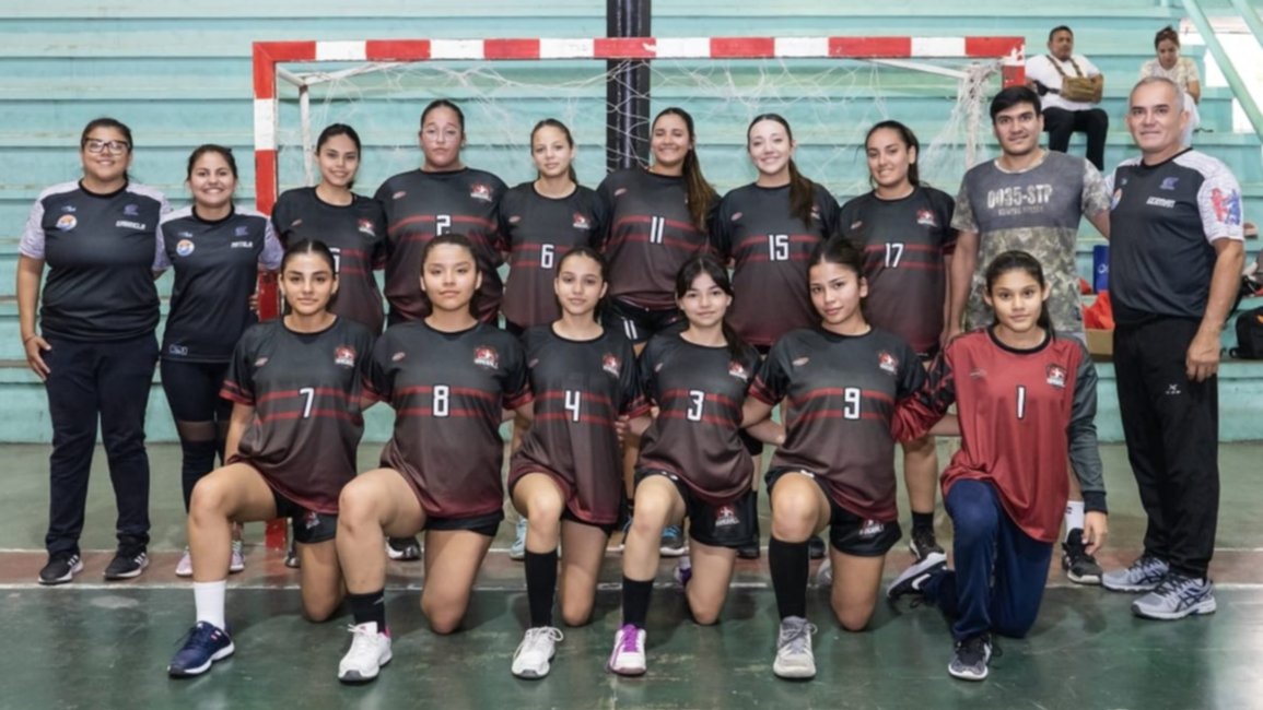 Debut con triunfo de Salta en handball femenino