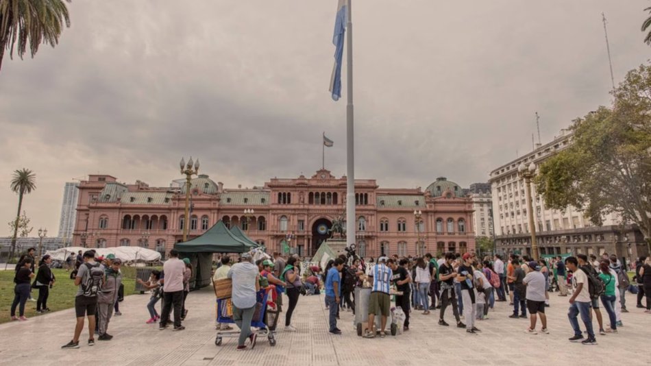 Elecciones 2023: Argentinos eligen presidente entre temores de hiperinflación