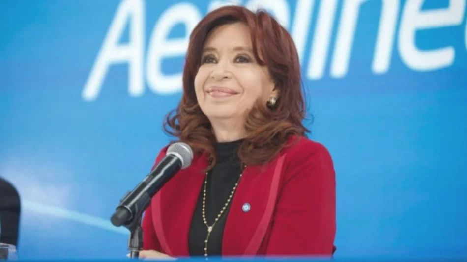 Cristina estalló contra Macri por sus dichos sobre el FMI: "Hacete cargo de algo alguna vez en tu vida"