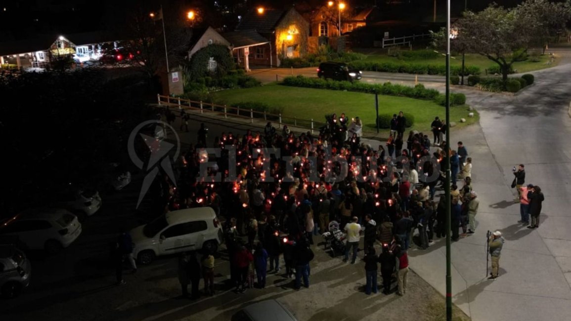 VIDEO. Femicidio en El Tipal: salteños se unieron en silencio para pedir justicia por Mercedes
