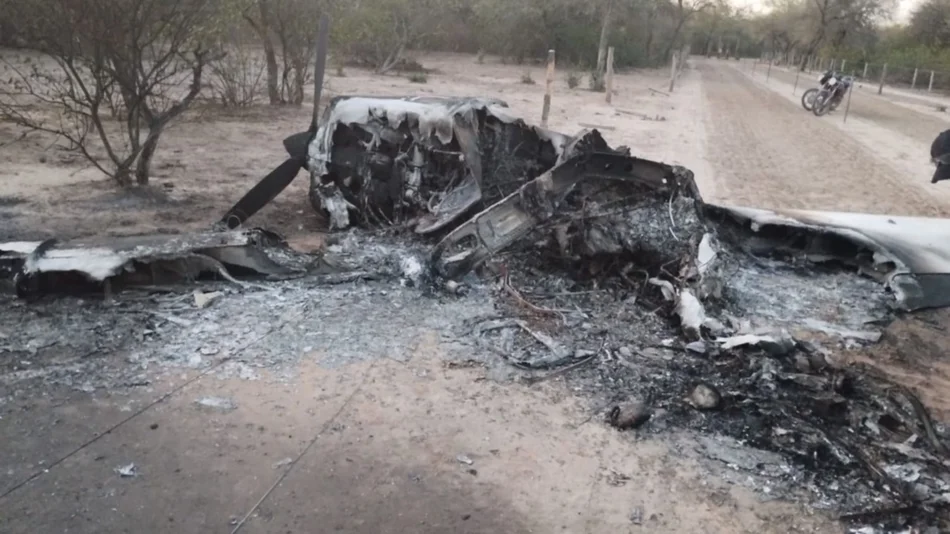 Chaco salteño: hallaron incendiada una avioneta narco en Santa Victoria Este 
