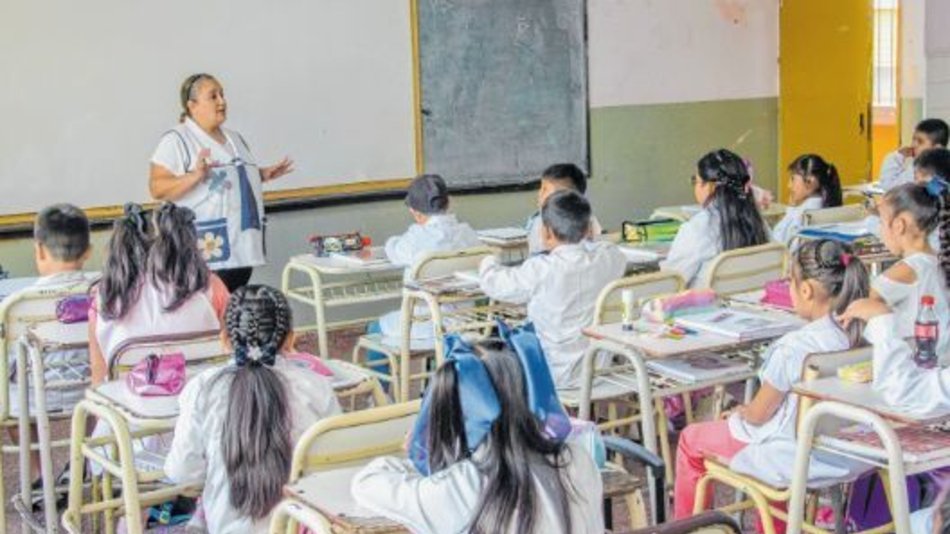 El desafío educativo es que los chicos se queden en las aulas