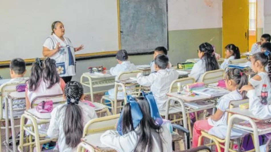 El desafío educativo es que los chicos se queden en las aulas