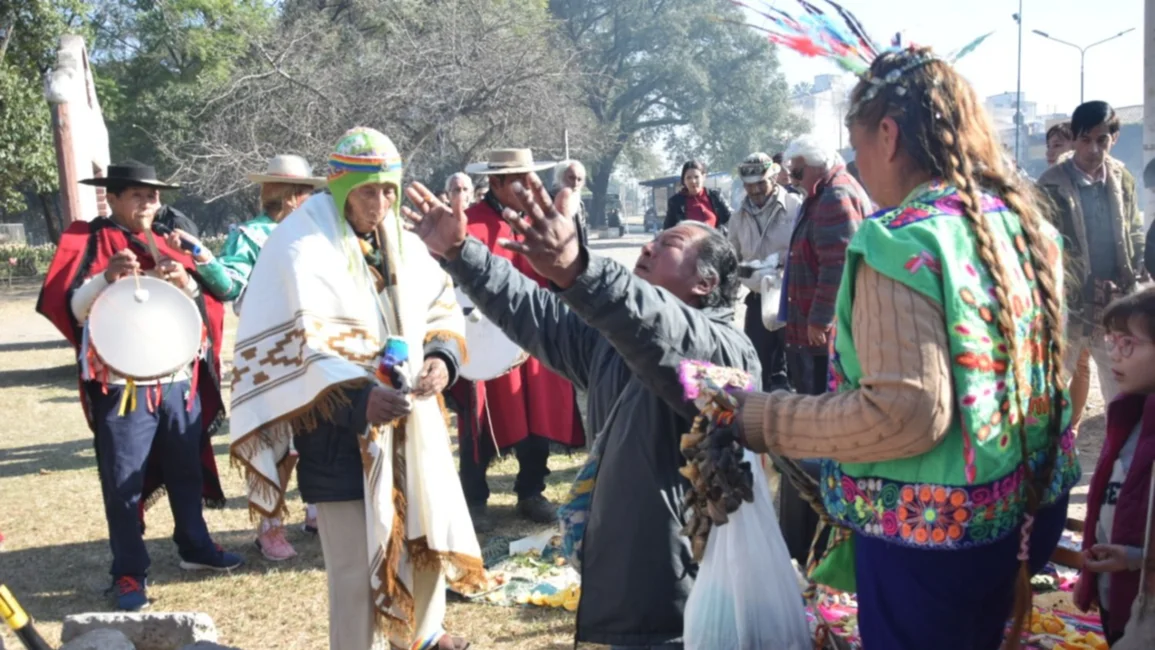 Celebran la Pachamama en el parque San Martín: “Es momento de agradecer lo que la Tierra nos brinda”