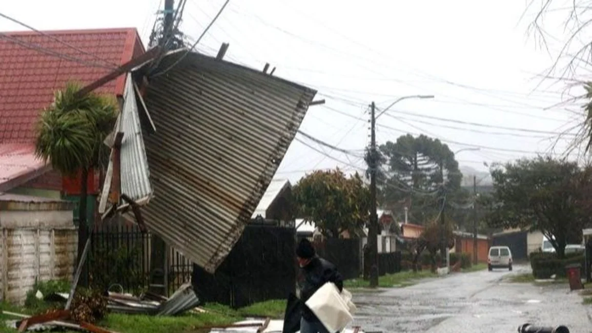 Chile en estado de “catástrofe” por un fuerte temporal: hay al menos dos muertos