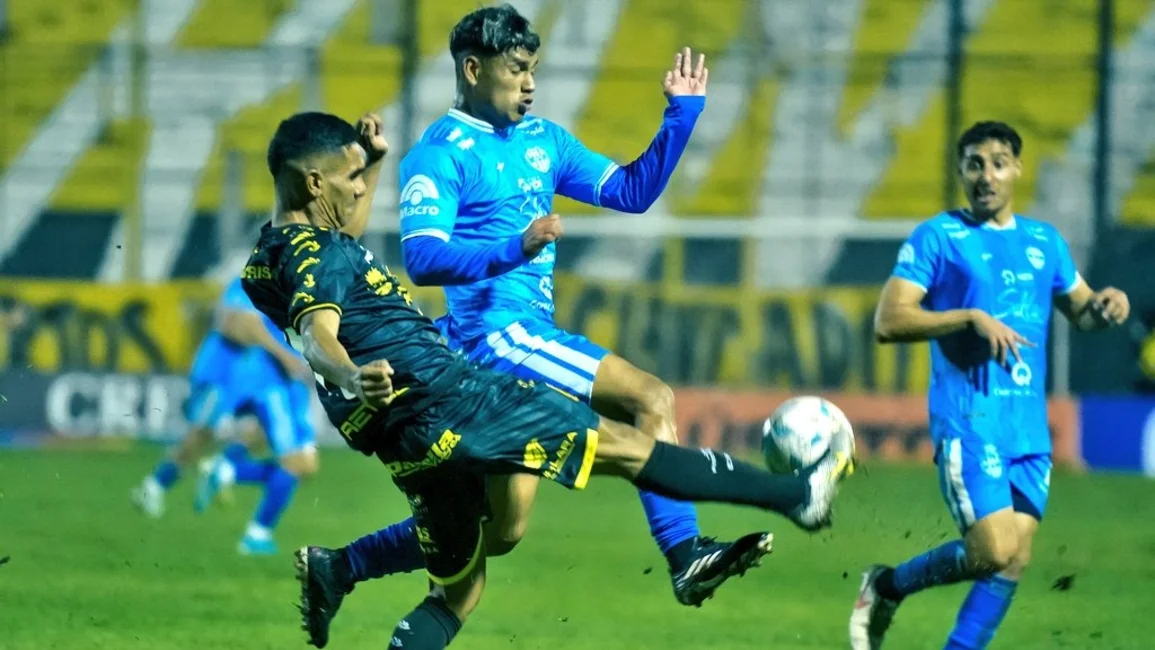 Gimnasia y Tiro no logró hundir a la fragata pero salió ileso