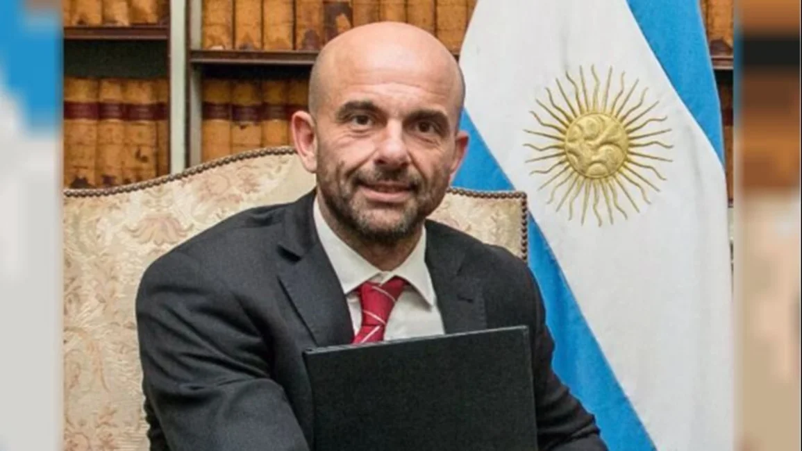 Quita de subsidios de transporte en el interior: este martes expone Mogetta en la Cámara de Diputados