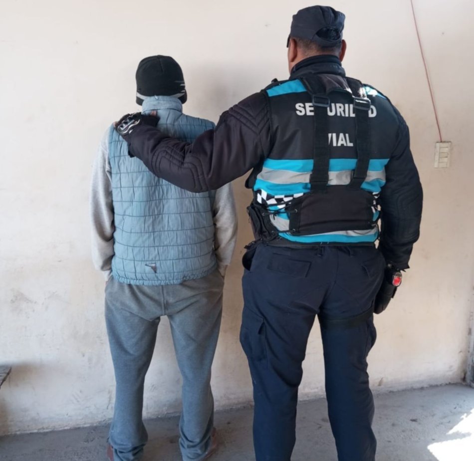 La Policía Vial recuperó una moto robada en el acceso a Bº Sanidad