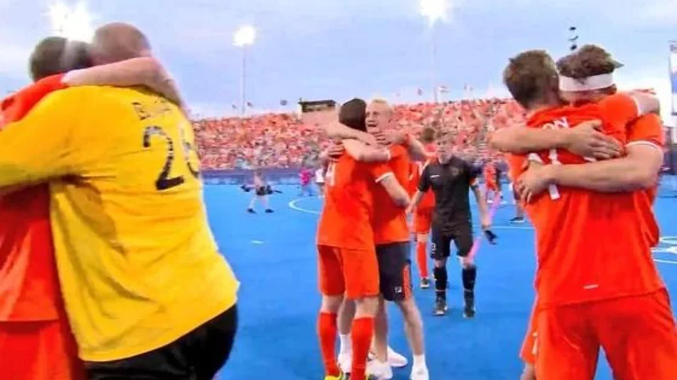 Países Bajos venció a Alemania en penales australianos y se lleva la medalla de oro en el hockey masculino