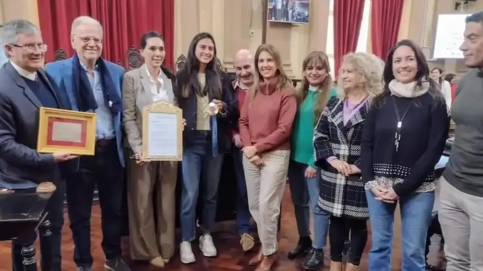 Homenaje a Valentina Raposo, la embajadora salteña