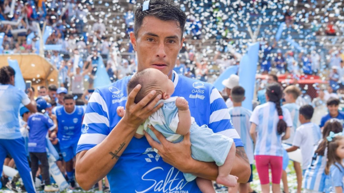 Daniel Carrasco: "Es el grupo que saca todo adelante"