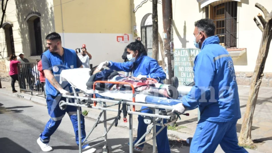 Alerta en la escuela Sarmiento: otros 15 chicos y cuatro adultos fueron atendidos con síntomas de intoxicación y hay máxima preocupación 