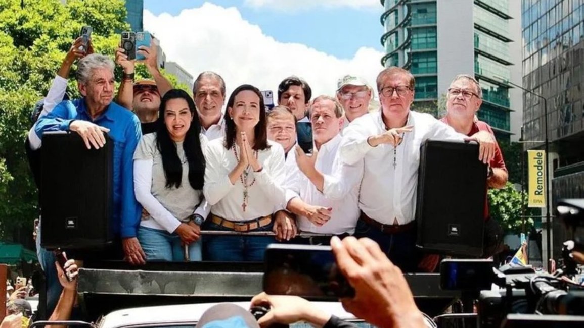 Machado reapareció en una nueva protesta contra Maduro, en la que desaparecen dos dirigentes