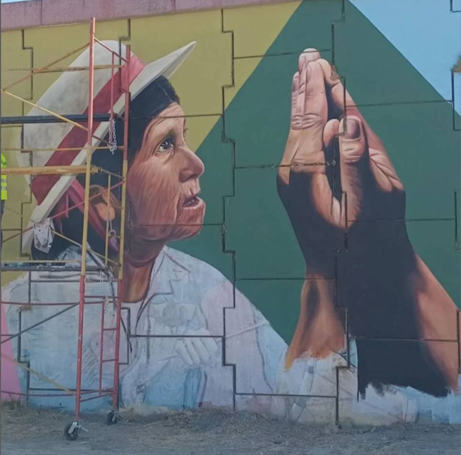 Peregrinos de la Puna: Damiana Luzco, inmortalizada en los murales de la rotonda de Limache