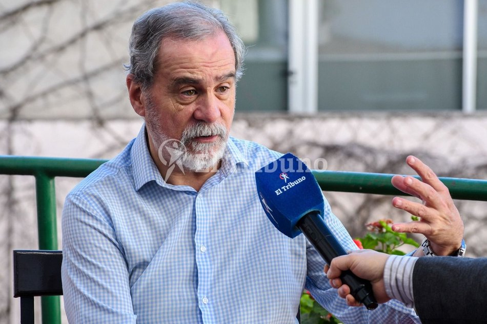 Carlos Fara: "La mayoría no quiere regresar al pasado. Eso no significa que le guste el presente"- Carlos Fara: "La mayoría no quiere regresar al pasado. Eso no significa que le guste el presente"
