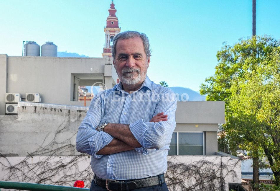 Carlos Fara: "La mayoría no quiere regresar al pasado. Eso no significa que le guste el presente"- Carlos Fara: "La mayoría no quiere regresar al pasado. Eso no significa que le guste el presente"
