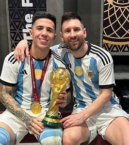 Enzo Fernández y una carta llena de emoción para Messi: “Qué suerte tuve, Leo”
