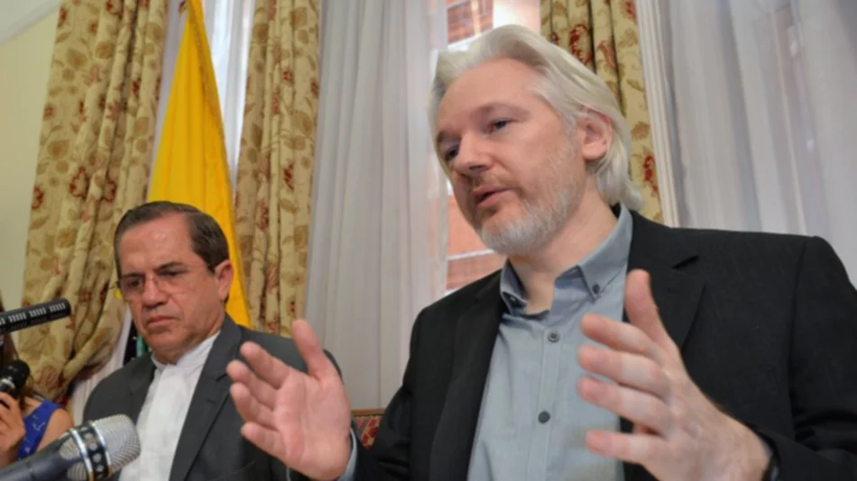 Para Assange, EEUU apoya a los fondos buitre para sentar un precedente