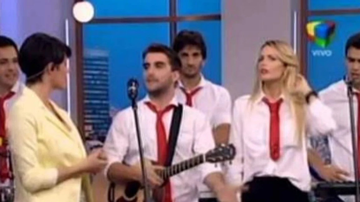 Pamela David destrozó a Agapornis en vivo