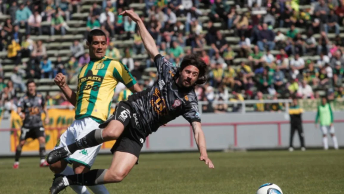 Aldosivi y Huracán no se sacaron ventajas y empataron 0-0