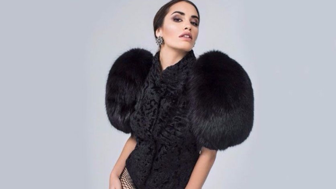 Lali Espósito, criticada en la red por un tapado de piel