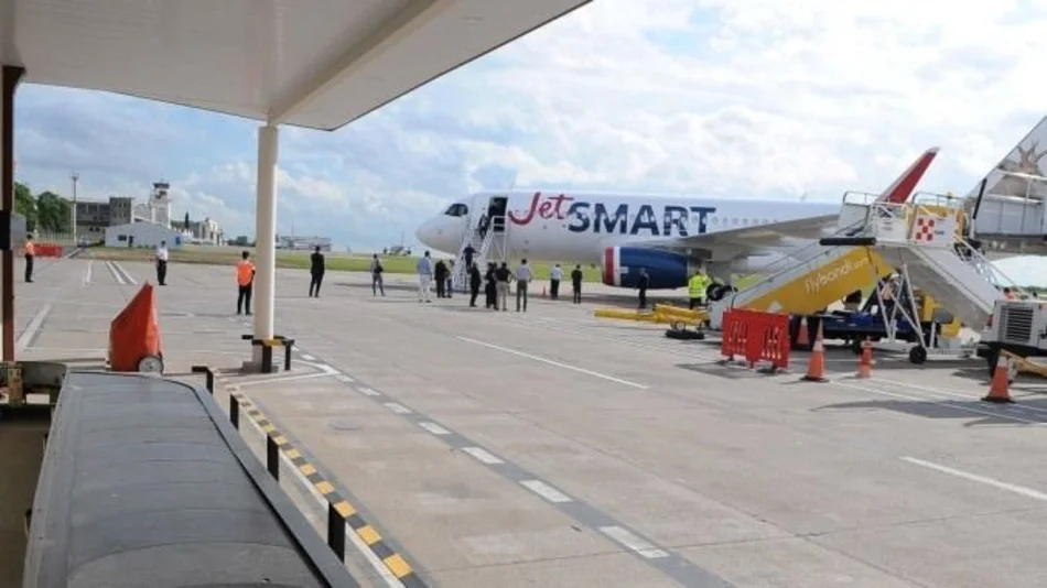 Para Dietrich hay “serio riesgo” de que aeropuerto de El Palomar deje de operar
