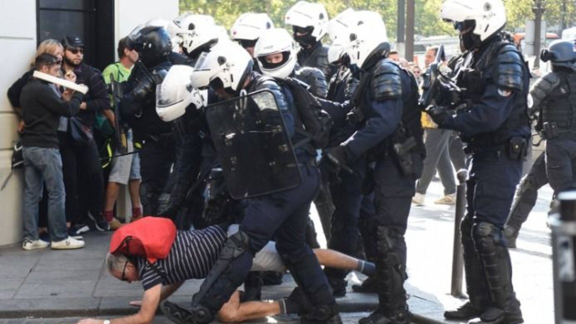 Protestas en Francia contra la reforma jubilatoria: un centenar de detenidos