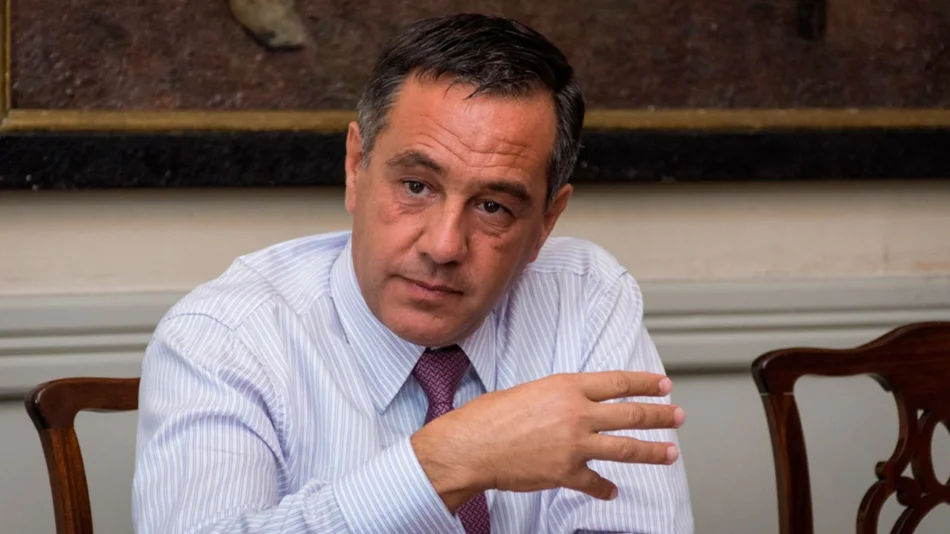 Alejandro Finocchiaro: "Las empresas observan que los alumnos egresan sin estar preparados"