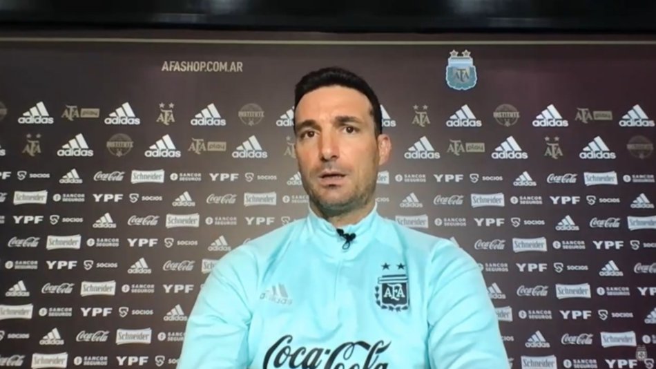 “Liberé a los jugadores de la Premier porque estaban agobiados”, dijo Scaloni