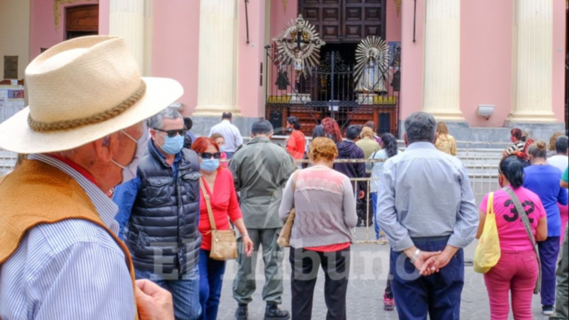 Con protocolos, el Milagro vuelve a vivirse en las calles de la ciudad
